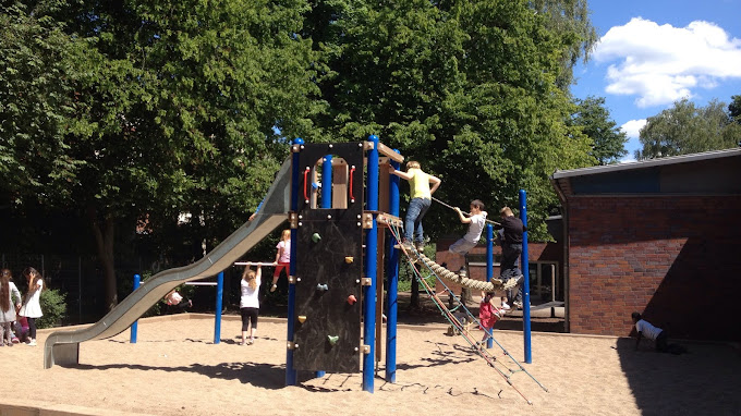 Schule Koonhorst Spielplatz